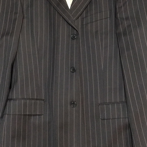 Earvin Magic Johnson Collection suit - Picture 2 of 7